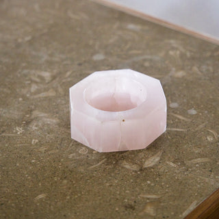 Hexagonal candle holder in Pink Onyx (4cm)