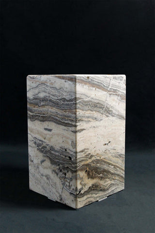 Plinth Agathos 50 | Marble Traonyx